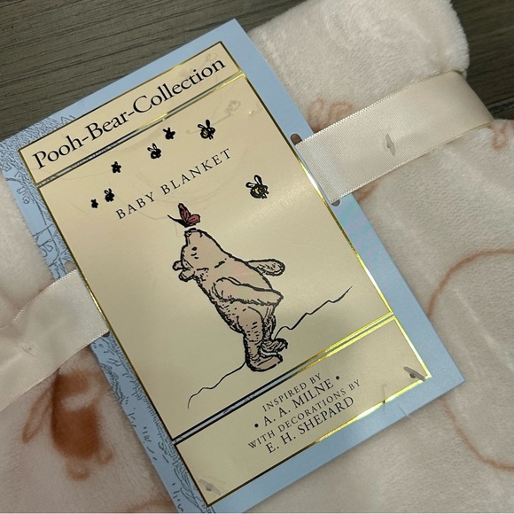 Winnie the Pooh Baby Blanket - Picture 4 of 5